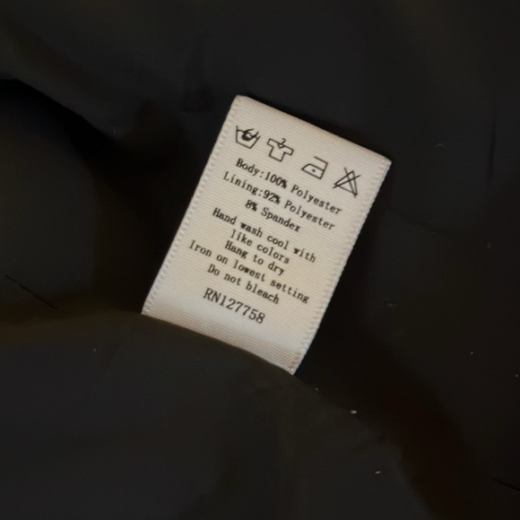 Black blazer - Picture 3 of 5